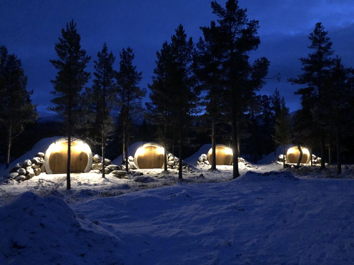 Sjodalen Hyttetun Saga Fjelltun Jotunheimen Eventyrhytter Fairytale cabins winter
